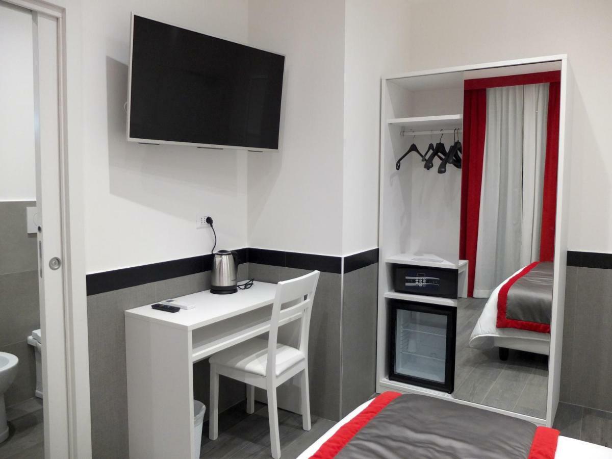 Astoria Golden Gate Hotell Rom